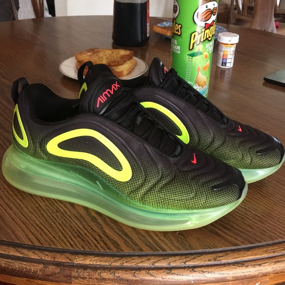 Air max 720 - Picture 1 of 4